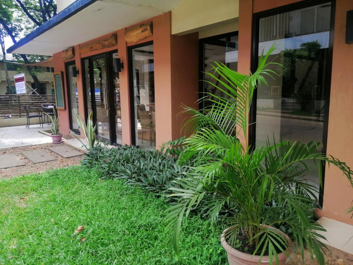 Coron Ecolodge Luaran gambar